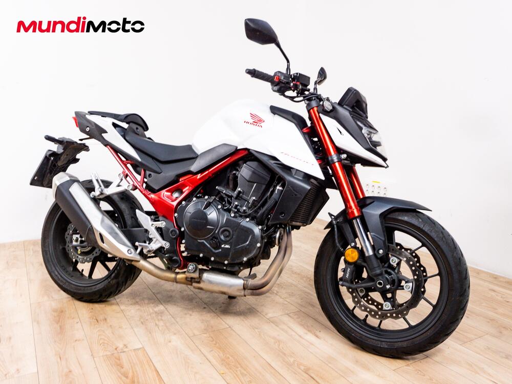 Honda CB 750 Hornet (2025) (2)