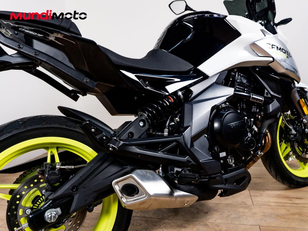 CFMOTO 650GT (2021 - 25) (4)