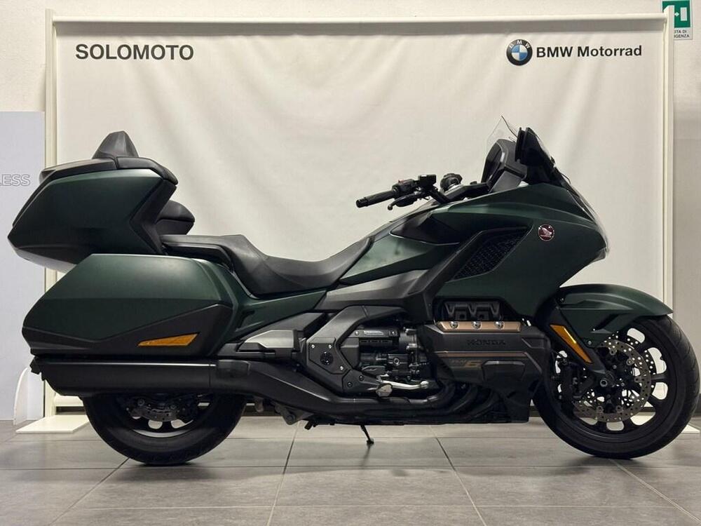 Honda GL 1800 Gold Wing Tour DCT & Airbag (2022 - 24) (2)