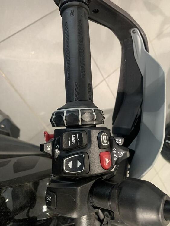 Bmw R 1300 GS (2023 - 25) (3)