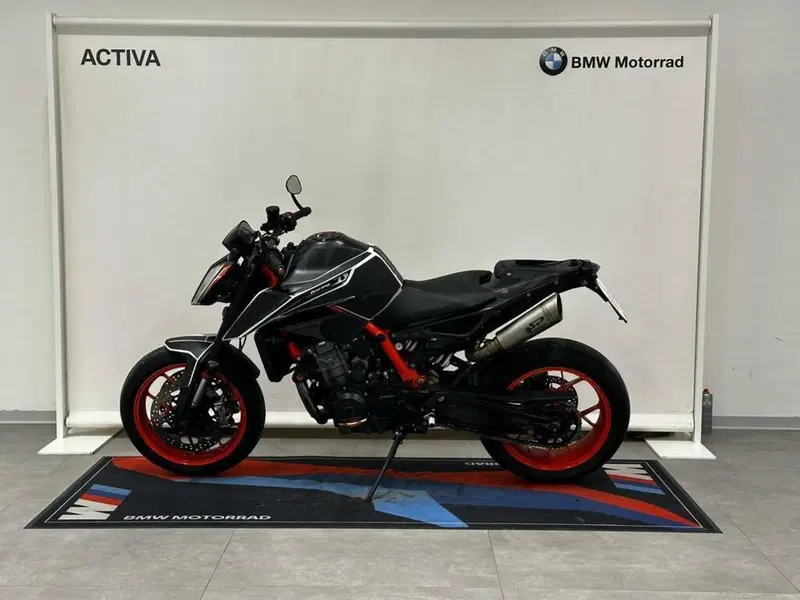 KTM 890 Duke R (2020)