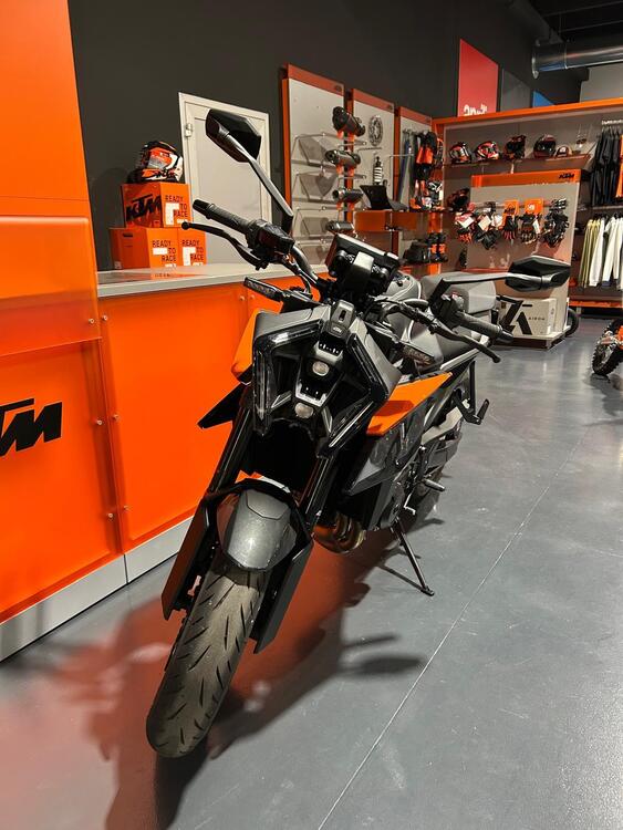 KTM 990 Duke (2024 - 26) (3)