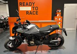 Husqvarna Vitpilen 801 L (2025) usata