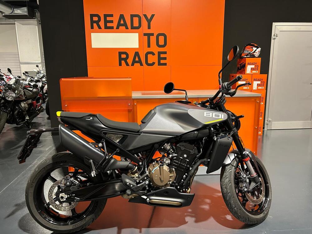 Husqvarna Vitpilen 801 L (2025) (2)