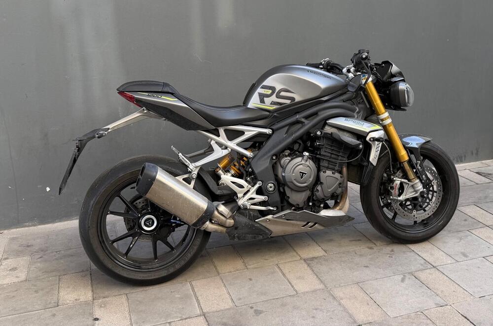 Triumph Speed Triple 1200 RS (2021 - 24) (2)