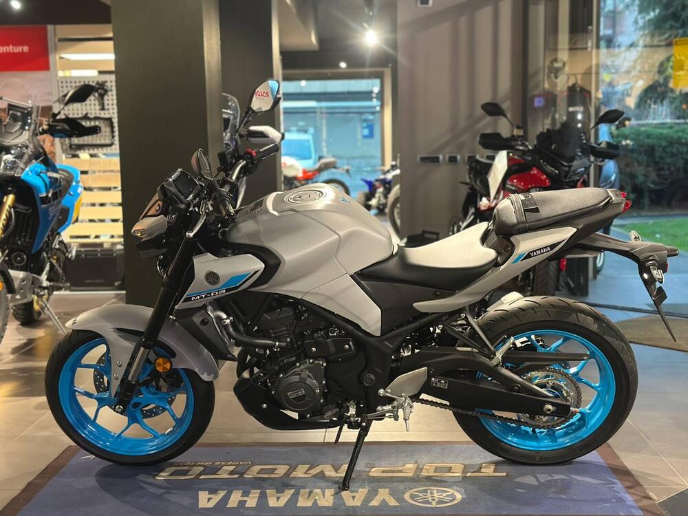 Yamaha MT-03 (2025) (2)