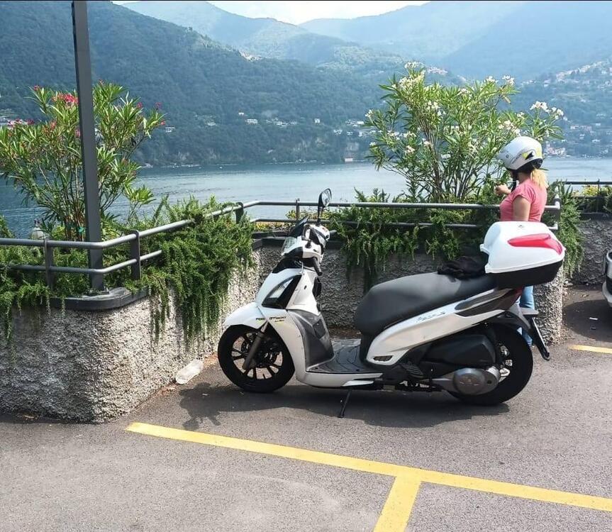 Kymco People 300i GT ABS (2010 - 17) (2)