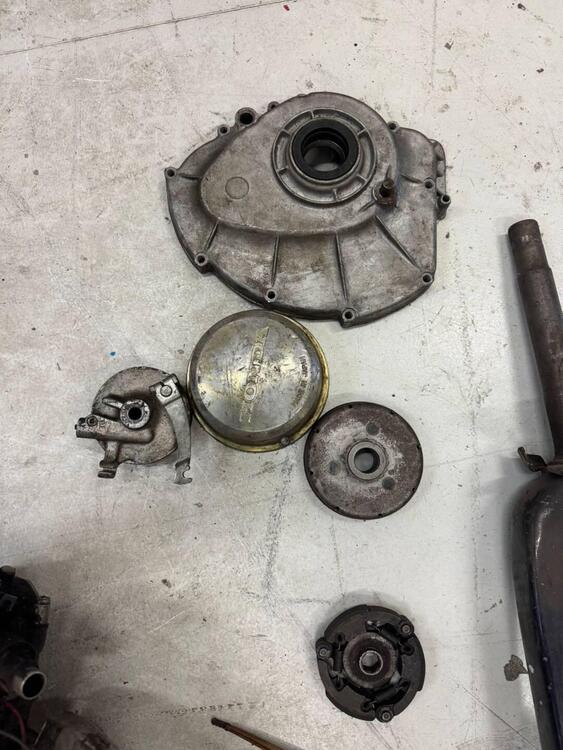 RICAMBI VARI HONDA P50 1966-68 (5)