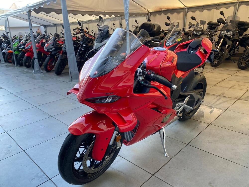Ducati Panigale V4 (2025) (4)