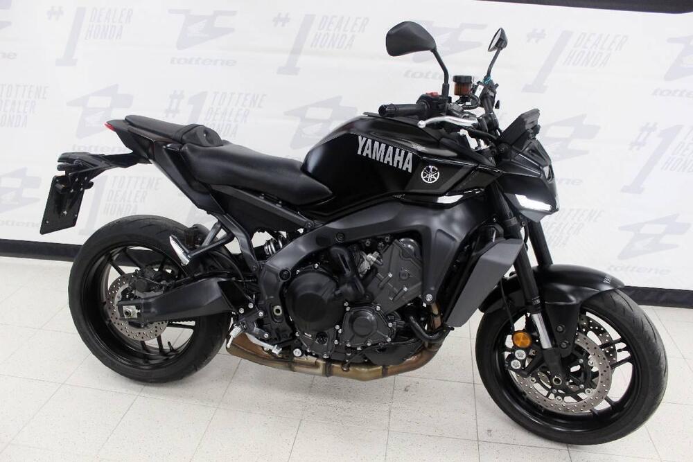 Yamaha MT-09 Y-AMT (2024 - 25) (3)