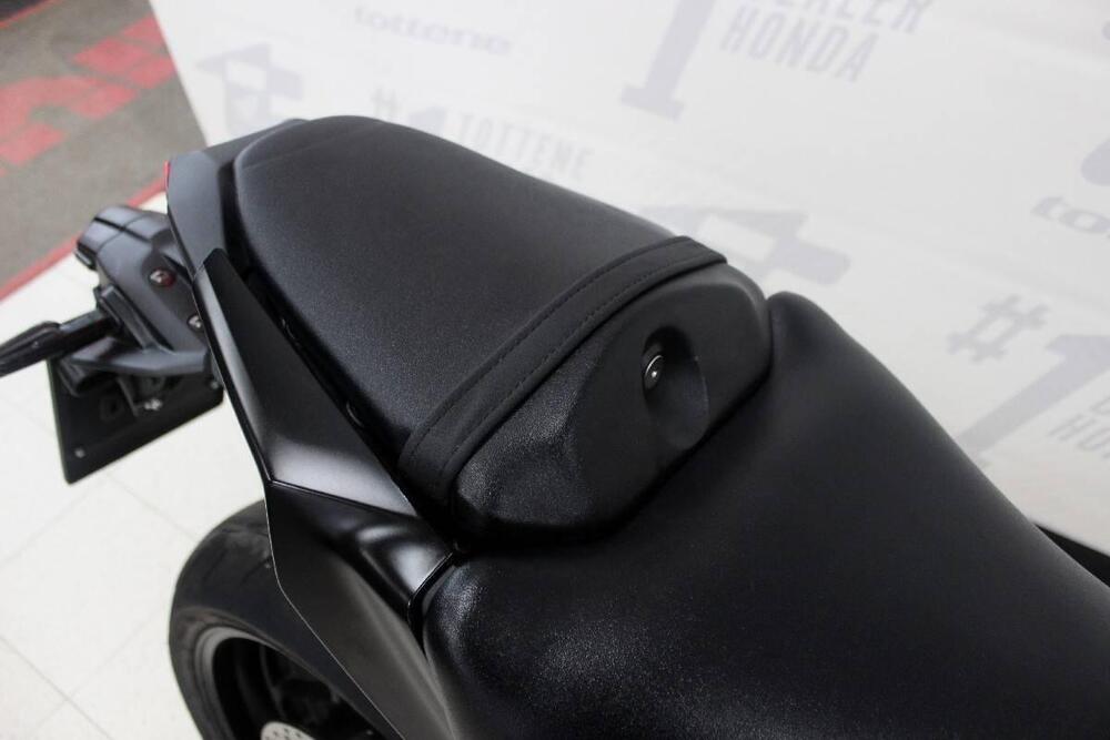 Yamaha MT-09 Y-AMT (2024 - 25) (5)