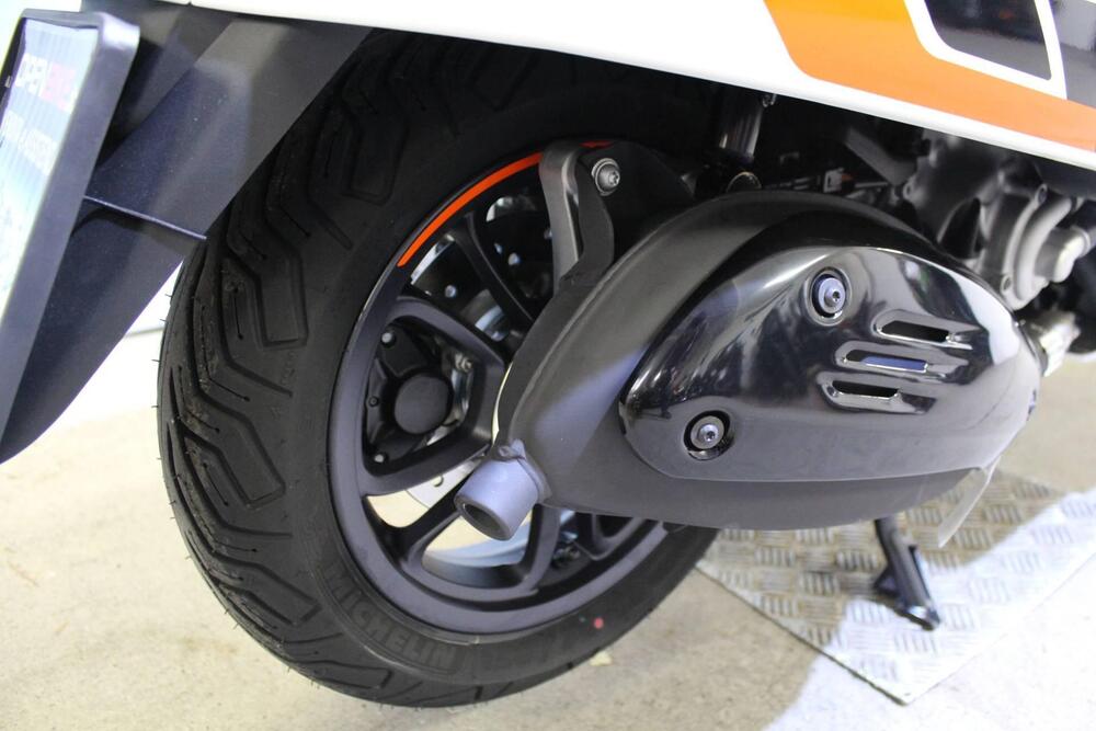 Vespa GTS 310 (2025) (4)