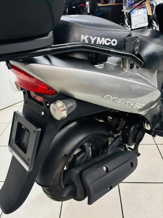 Kymco Agility 50 R10 (2007 - 14) (4)