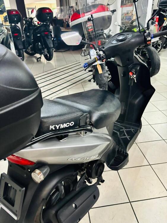 Kymco Agility 50 R10 (2007 - 14) (5)