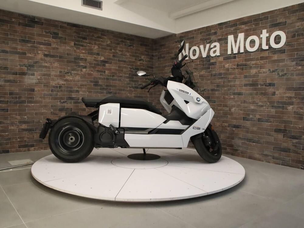 Bmw CE 04 (2021 - 25) (5)