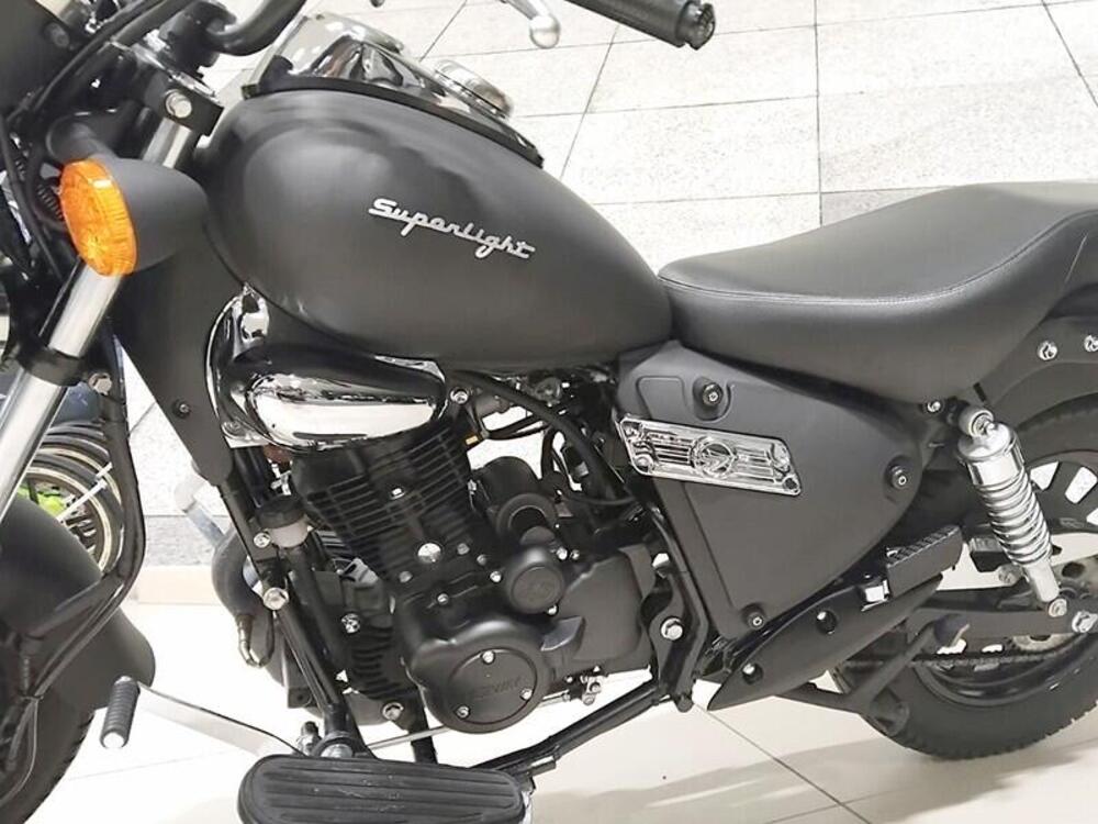 Keeway Motor Superlight 125 (2021 - 25) (3)