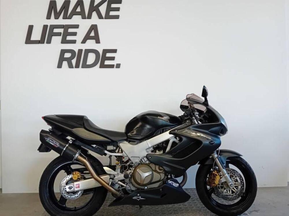 Honda VTR 1000 F Firestorm (2001 - 07)
