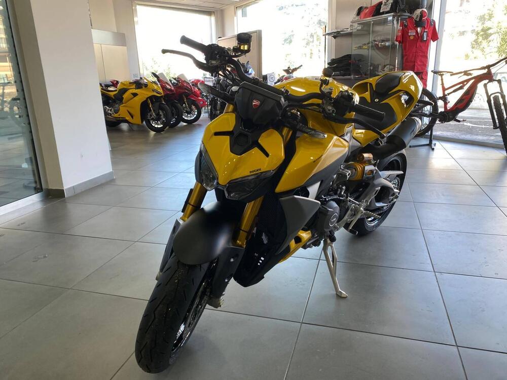 Ducati Streetfighter V2 S (2025) (3)