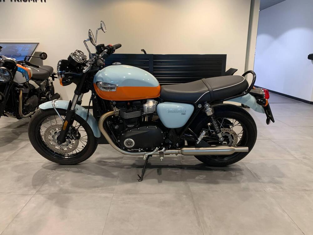 Triumph Bonneville T100 (2021 - 25) (2)