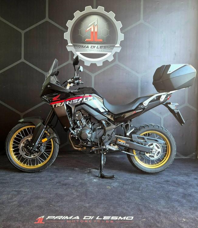 Honda Transalp XL750 (2025) (2)