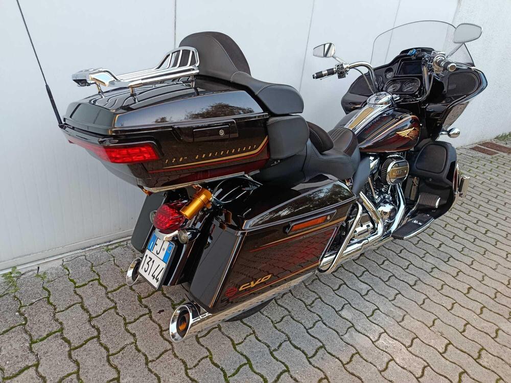 Harley-Davidson CVO Road Glide Limited Anniversary (2023) (4)