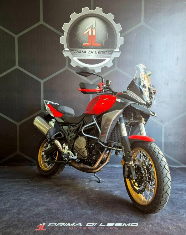 QJ Motor SRT 700 X (2024 - 25) (4)