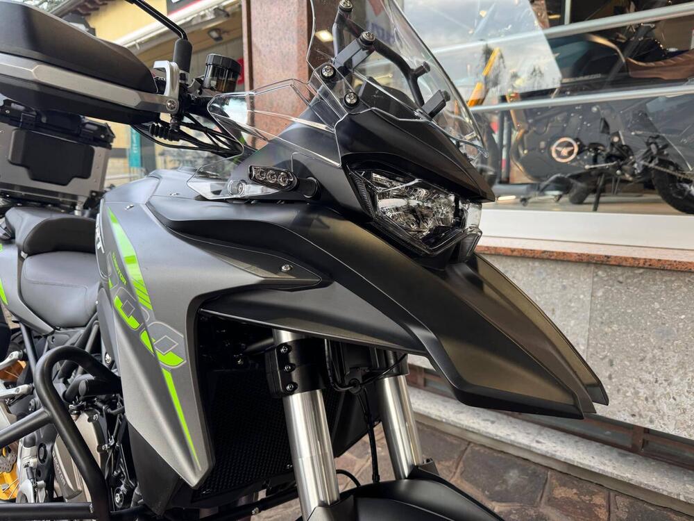 QJ Motor SRT 700 X (2024 - 25) (4)