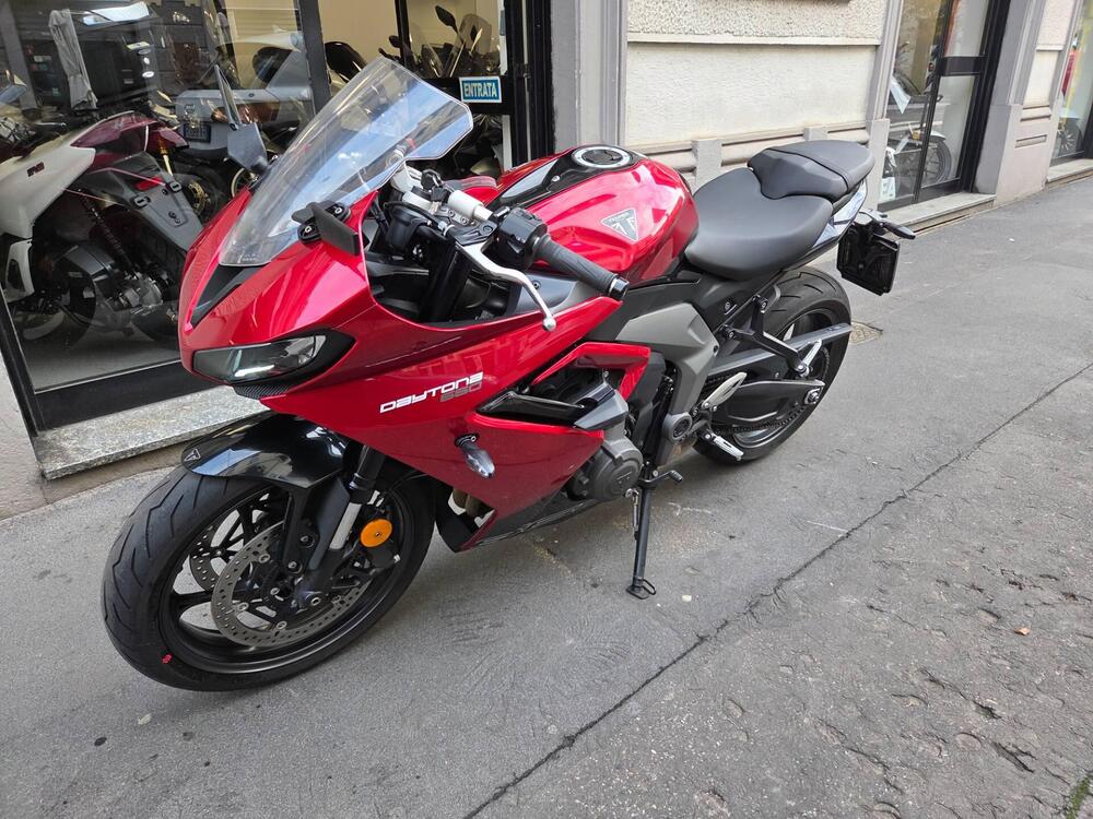 Triumph Daytona 660 (2024 - 25) (2)