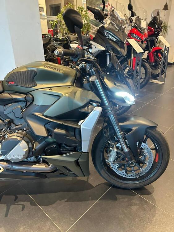 Ducati Streetfighter V2 (2022 - 24) (5)