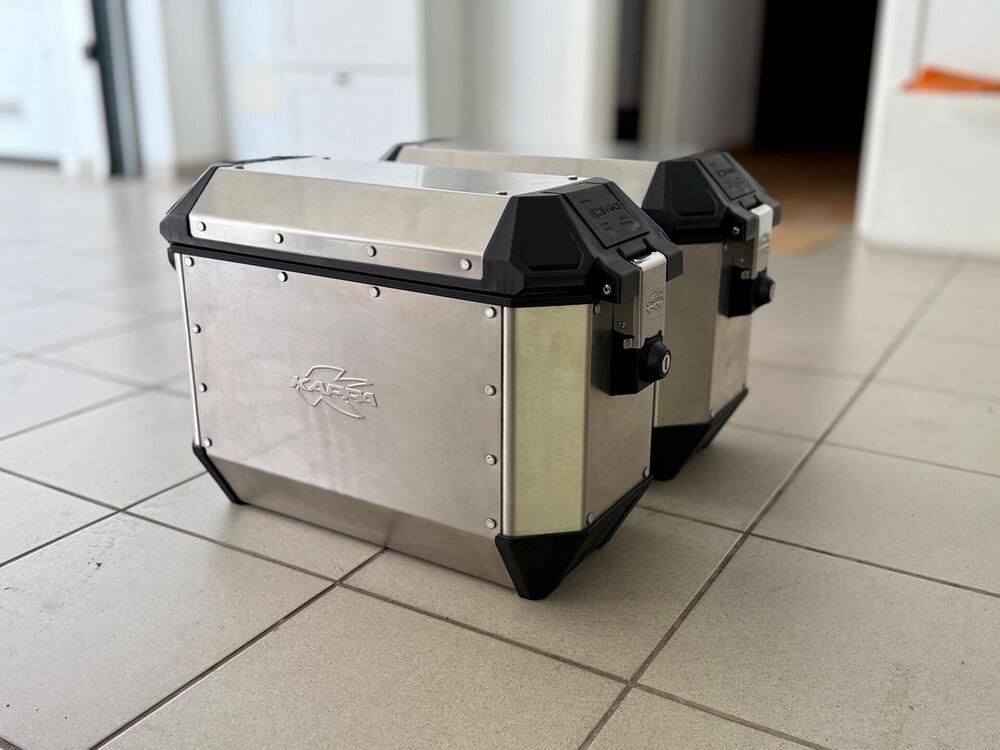 Borse Kappa Alluminio 35 lt (2)