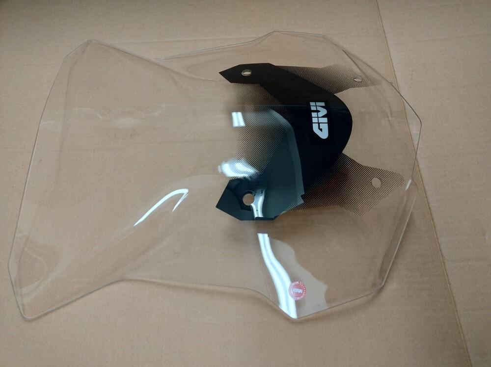 Cupolino Givi Maggiorato per Valico 525DSX 23→ (3)