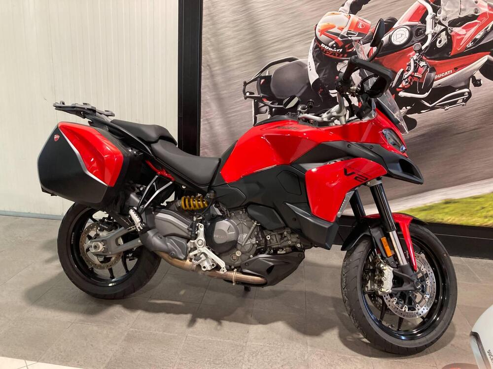 Ducati Multistrada V2 (2025)