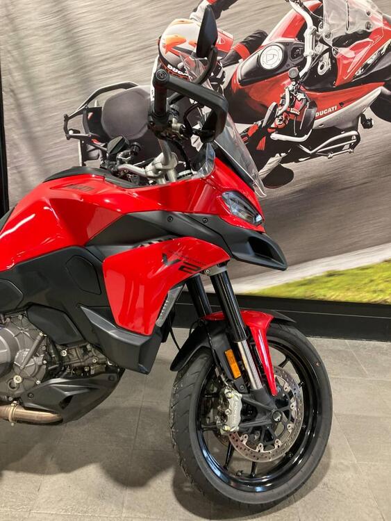 Ducati Multistrada V2 (2025) (3)