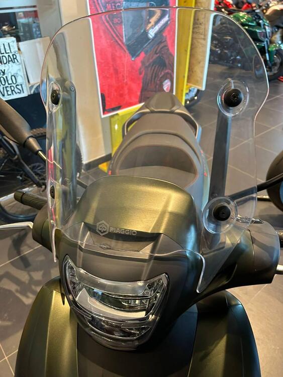 Piaggio Beverly 400 ABS-ASR (2021 - 24) (5)