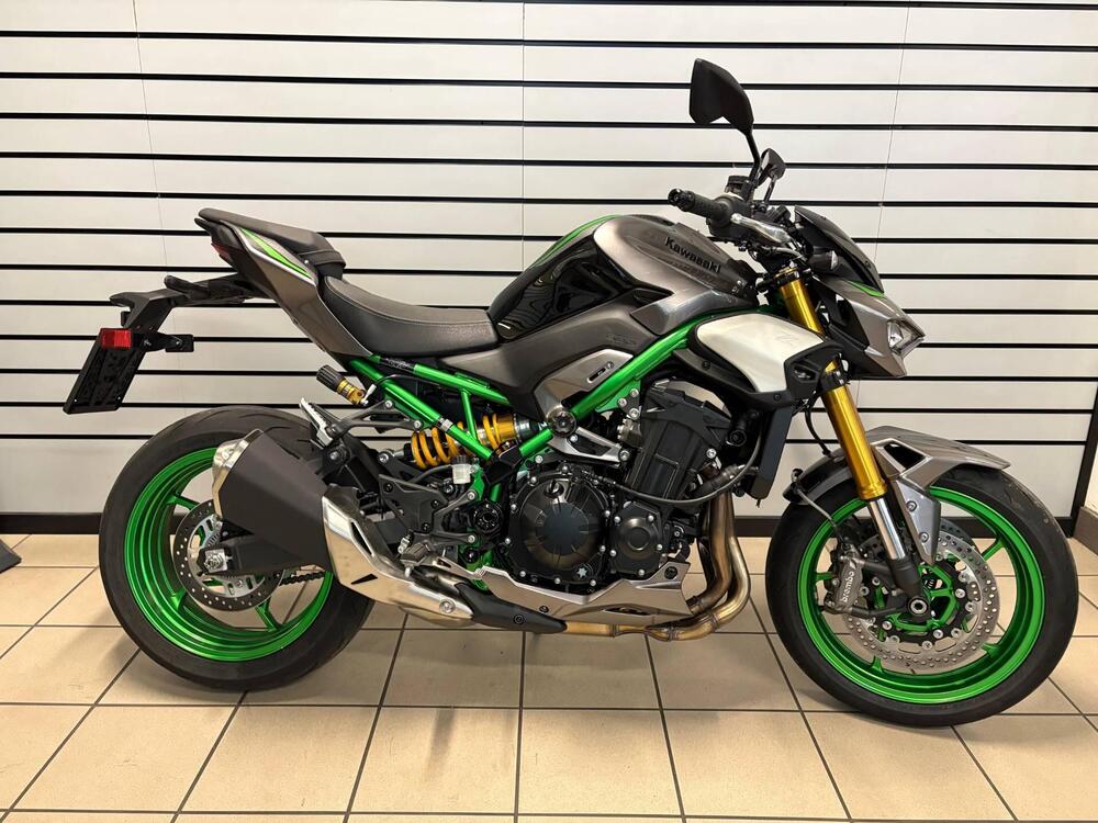 Kawasaki Z 900 SE (2025 - 26)