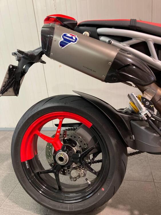 Ducati Hypermotard 950 RVE (2022 - 25) (4)