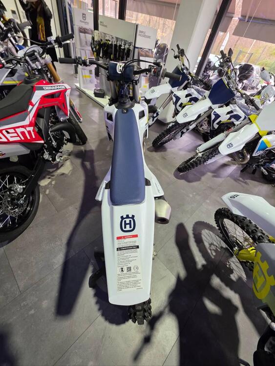 Husqvarna FC 250 (2025) (4)