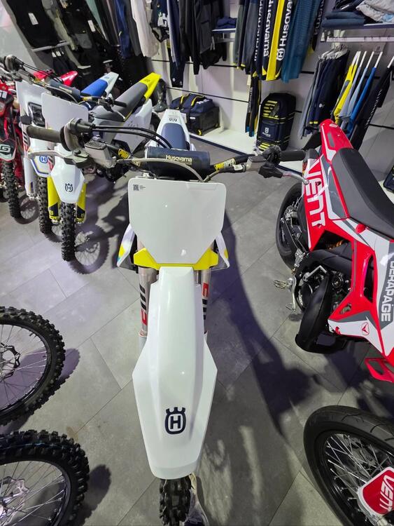 Husqvarna FC 250 (2025) (5)