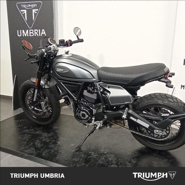 Ducati Scrambler 800 Night Shift (2021 - 22) (4)