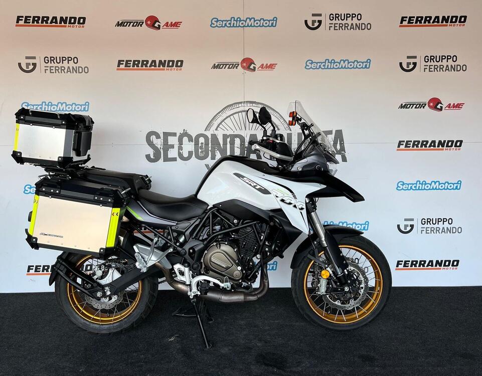 QJ Motor SRT 700 X (2024 - 25)