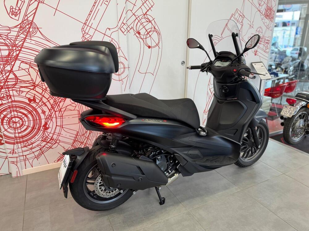 Piaggio Beverly 400 S (2025) (3)