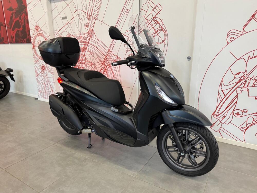 Piaggio Beverly 400 S (2025) (2)
