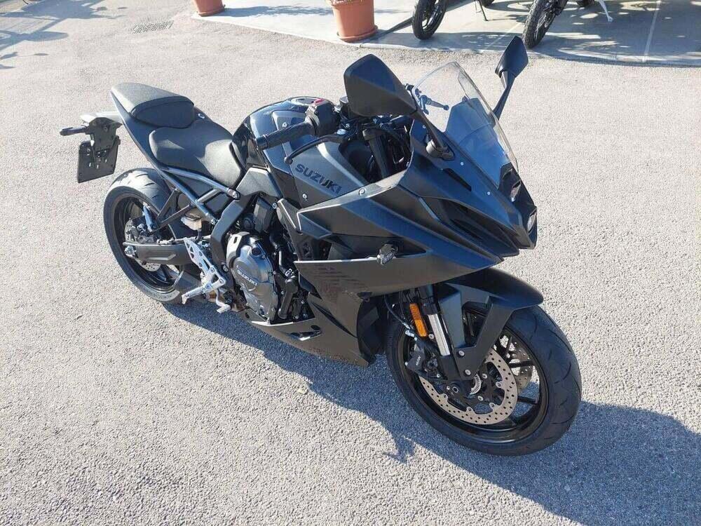 Suzuki GSX-8R (2024 - 25) (3)