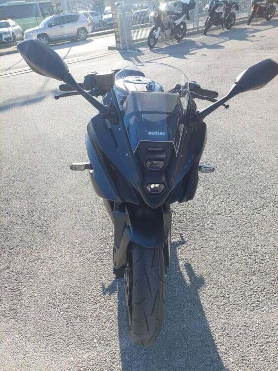 Suzuki GSX-8R (2024 - 25) (4)