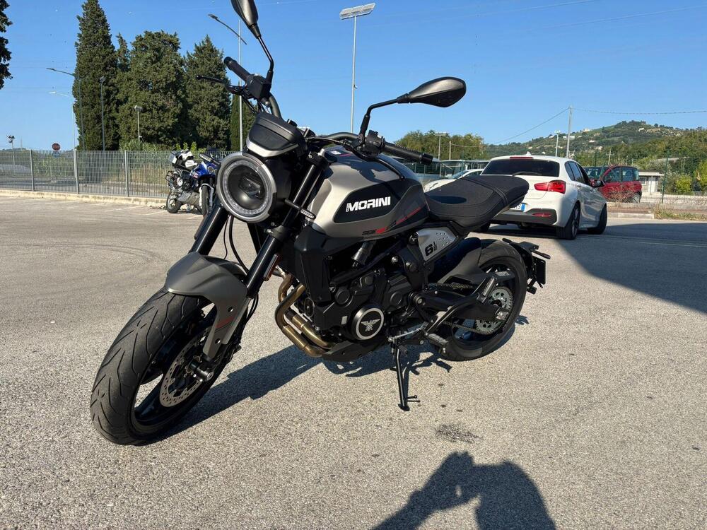 Moto Morini SEIEMMEZZO STR (2022 - 25) (3)