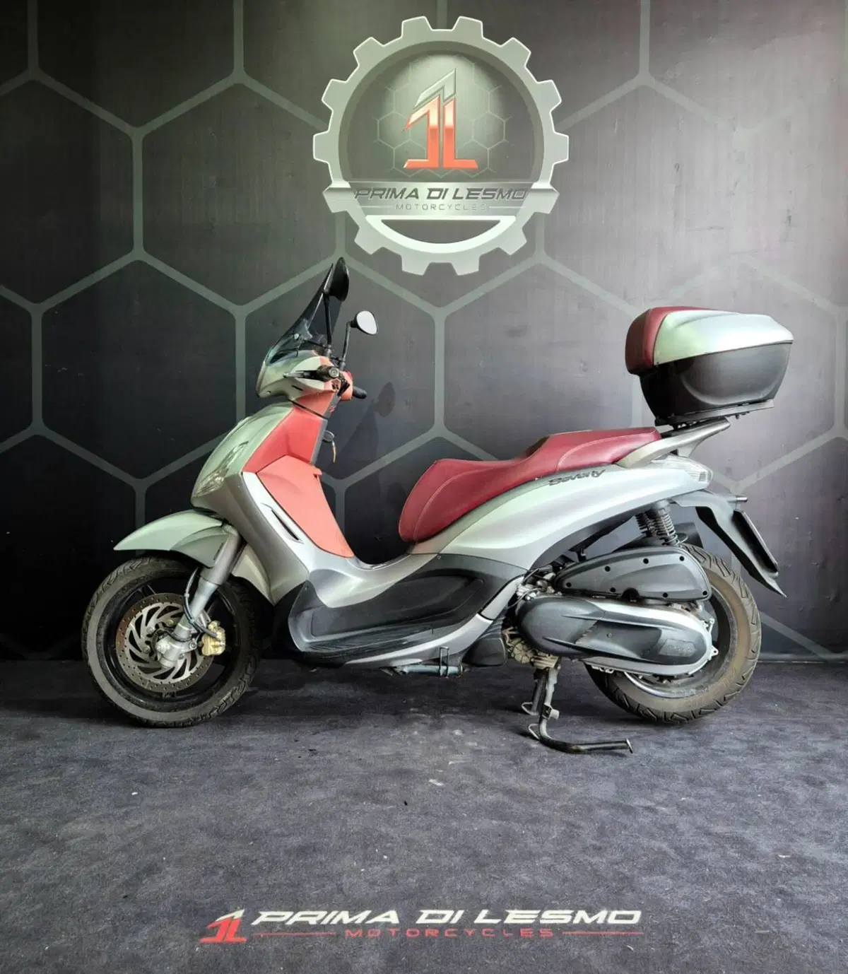 Piaggio Beverly 350 SportTouring ie (2011 - 15) (2)