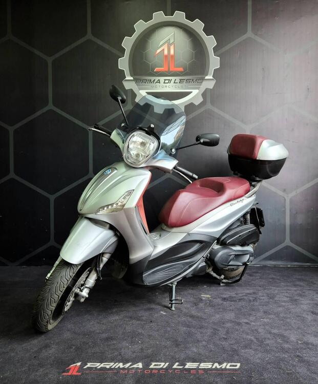 Piaggio Beverly 350 SportTouring ie (2011 - 15) (3)