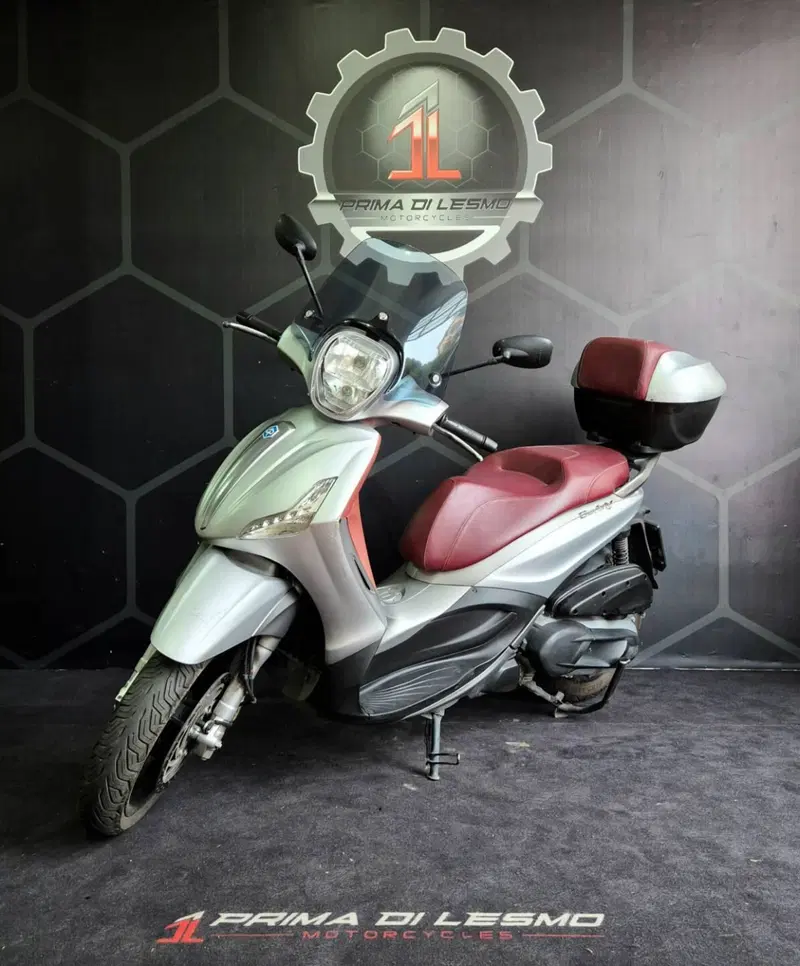 Piaggio Beverly 350 SportTouring ie (2011 - 15) (3)