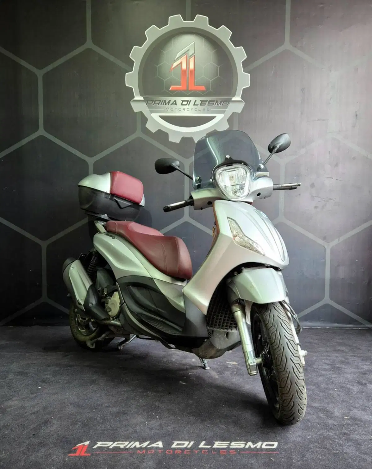 Piaggio Beverly 350 SportTouring ie (2011 - 15) (4)