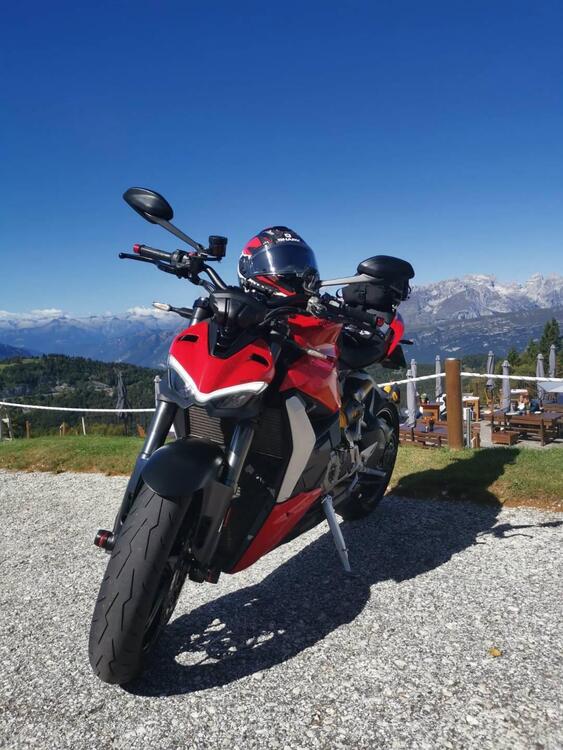 Ducati Streetfighter V2 (2022 - 24)